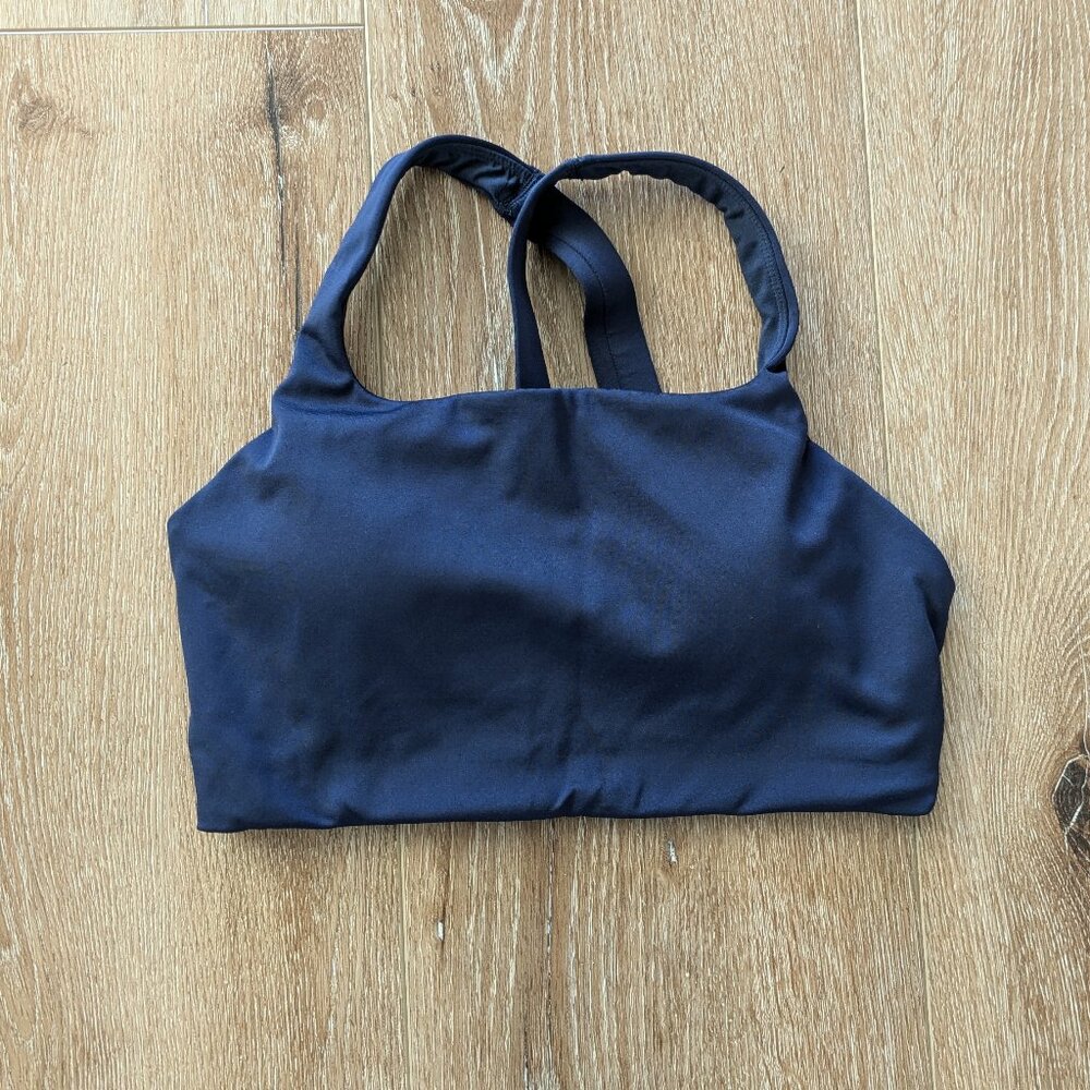 Nobull Sleek Crossback Sports Bra, size medium D-DD